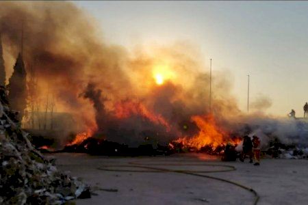 Nuevo incendio en una planta de reciclaje en la Comunitat Valenciana