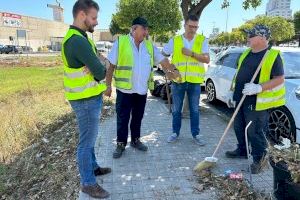 Alfafar trabaja en la limpieza y desbroce de los accesos al municipio