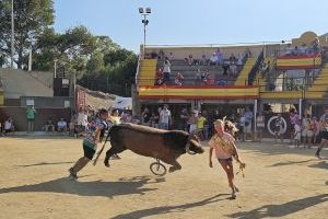 Oropesa del Mar se vuelca en sus Fiestas de San Jaime con música, toros para todas las edades y la curiosa novedad de las carreras de drones