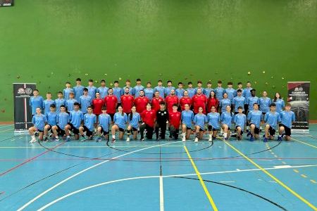 Entrenadores olímpicos en Valencia: un centenar de jóvenes participaron del Campus del Balonmano Mislata