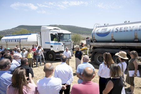 La Generalitat destinará 1,4 millones para garantizar el abastecimiento de agua a las explotaciones ganaderas ante la situación de sequía