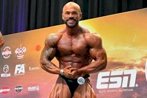 El culturista Carlos Gómez Illán aspira al profesionalismo tras ganar el Euro Muscle Show