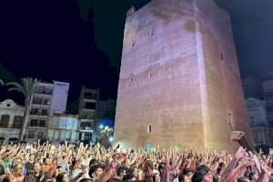 Torrent multiplica los espectáculos de fiestas en las plazas de toda la ciudad