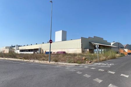 Betxí asfaltará el Camí del Pantà como parte de las mejoras del polígono industrial Cartonajes La Plana