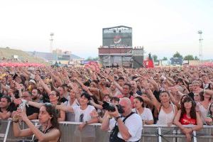 Benidorm da la bienvenida al Low 2024 con más de 20.000 personas en su primera jornada