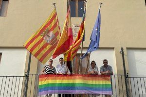 El PSPV-PSOE i Compromís de Moncofa denuncien que el PP no vol avançar en drets LGTBI