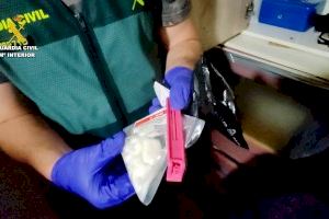 Alarma a València després de decomissar la perillosa droga Alfa-PiHP en narcopisos: la nova substància que amenaça als joves