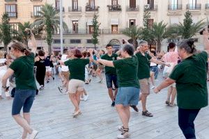 Casi 500 personas participan en la III edición del dia de la Danza Tradicional de la Comunidad Valenciana