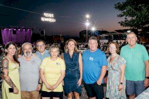 Carrasco participa en las fiestas del barrio de Benadressa