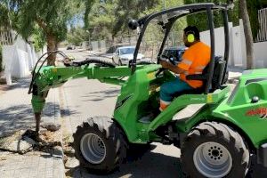 Paterna moderniza y aumenta la flota de vehículos que se emplean en el mantenimiento de las zonas verdes de la ciudad