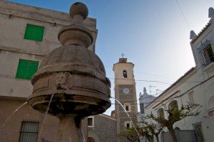 La sequera obliga a tallar l'aigua a la nit en un poble de Castelló