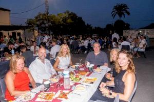 El tradicional ‘Sopar d’Estiu del Roser’ reúne a más de 200 comensales en la Ermita de Sanç