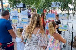 59 jóvenes participan en la XII edición del Concurso de Dibujo "Nuestra Playa"