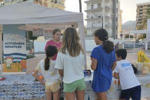 Benicàssim programa talleres creativos de concienciación sobre el impacto negativo de la contaminación marina