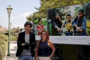 Aldeas Infantiles SOS inaugura en Valencia su exposición fotográfica en homenaje a los hermanos en acogimiento