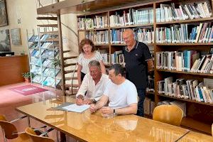 Vicent Grimalt Albi dona a l’Arxiu municipal una gravació del mestre organista Baptista Mateu amb el cor de l’església de l’Assumpció