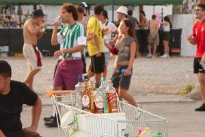 “Los clientes no vienen durante el Arenal Sound”: La hostelería hace balance del festival y lamenta la competencia desleal en las calles