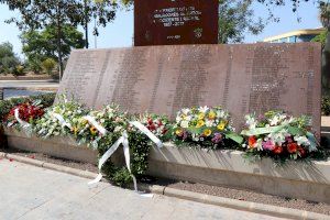 Sagunt durà a terme la proposta de les associacions per a millorar el monument a les persones mortes en fàbrica