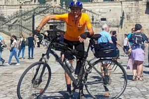 Un burrianense se lanza a dar la vuelta a España en bici por un reto solidario