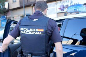 Una menor en la UCI tras apuñalar a su madre y acuchillarse en Elche