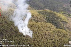 Estabilitzen l'incendi forestal a Artana