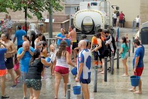 Las "poalàs" en San Roque y el Barrio Obrero constituyen este jueves la parte más lúdica del 'puente' de agosto