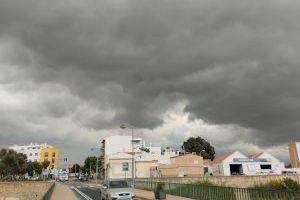 Burriana suspende las actividades acuáticas previstas para hoy