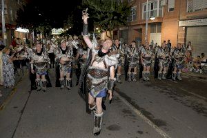 Una espectacular Entrada de Moros y Cristianos marca la recta final de las Fiestas de 2024 de Paiporta