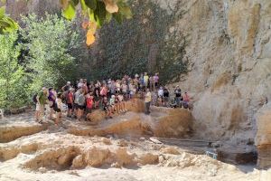 La jornada de puertas abiertas del Salt dio a conocer como vivían hace 50.000 años