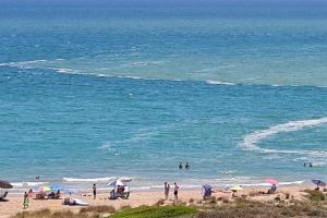 Muere un hombre ahogado en la playa del Saler de Valencia