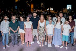 La alcaldesa de Castellón y concejales participan en la cena de las fiestas del Serrallo