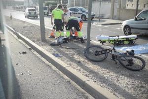 Localizan al conductor de un vehículo que se dio a la fuga tras colisionar con una bicicleta en Elche