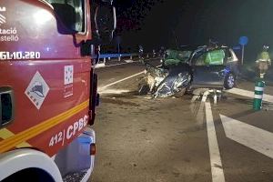 Una grave colisión múltiple en Morella deja dos muertos y cuatro heridos