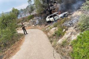 Encuentran el cuerpo de una persona en el interior del vehículo que ha provocado el incendio forestal de Algimia de Almonacid