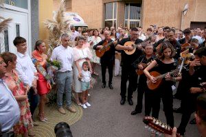 GALERIA | L'Alcora celebra el seu tradicional Ronda a la Reina i les Dames durant les festes del Crist 2024