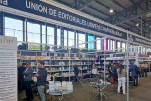 Publicacions de l'UJI participa en FILUNI 2024, la Fira del Llibre de les Universitàries i els Universitaris