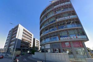 Una joven fallece en el acto en Valencia mientras escalaba un edificio