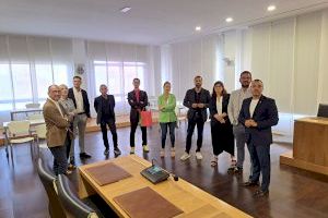 Una delegació de Girona visita Vila-real per conèixer els protocols de seguretat i serveis públics en partits de competicions europees