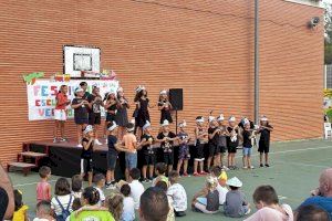 El festival de fin de curso clausura “L’Escola d’Estiu” 2024 en La Nucía