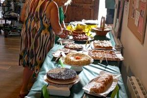 Olocau vive una tarde gastronómica con el concurso de repostería de la Semana Cultural de la Asociación de Jubilados