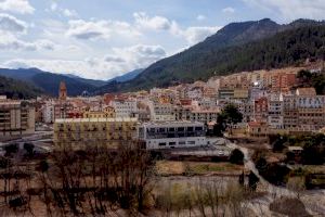 Un turístico pueblo valenciano sin luz, sin móvil y con problemas hídricos: "Es impensable que en 2024 no haya alternativas ni soluciones"