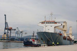 El puerto de Castellón subastará el barco abandonado: Este podría ser su precio