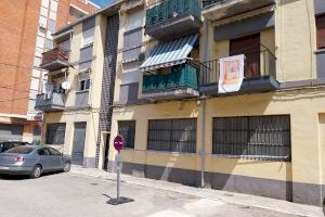 Villena recomienda no utilizar los balcones del inmueble de la calle San Martín de Porres tras los últimos desprendimientos