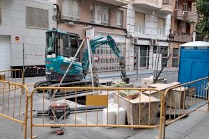 Comienzan las obras de reparación de la conducción de aguas pluviales de la calle Camilo Flammarion de Elche