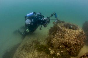 Valencia apuesta por los arrecifes artificiales para proteger sus playas del avance del mar