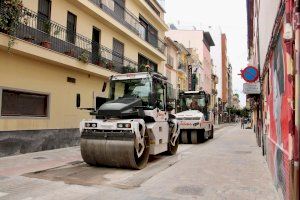 Així queda el carrer Temprado de Castelló després de la seua reforma: Canvi d'ubicació de les terrasses i una vorera més accessible