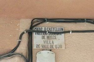 Un tesoro histórico en la Vall d'Uixó que pasa desapercibido: una placa con siglos de historia revela secretos del municipio