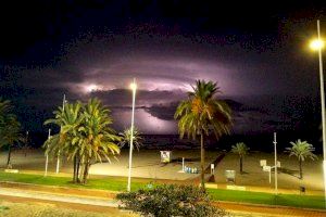 Vuelven los chubascos fuertes y las tormentas a la Comunitat Valenciana: consulta las zonas y horarios de mayor probabilidad de lluvia