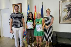 Oropesa entrega miniglús a los vecinos más ejemplares: la bandera verde ondea en la localidad gracias al compromiso ciudadano