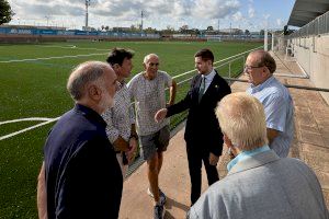 Prieto visita a la Junta Gestora del CF Gandia i referma el seu compromís amb l'esport base